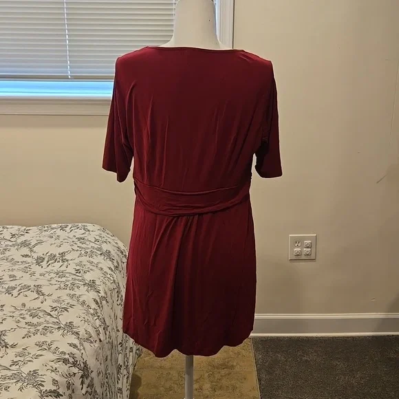 Seraphine Maternity/Nursing Top - Picture 3 of 6